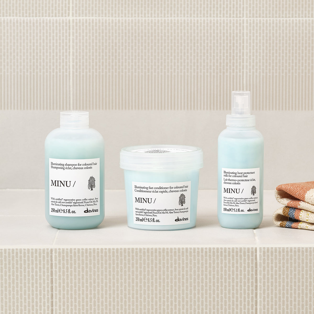 Davines MINU Shampoo - Shampoo per capelli colorati illuminante e protettivo