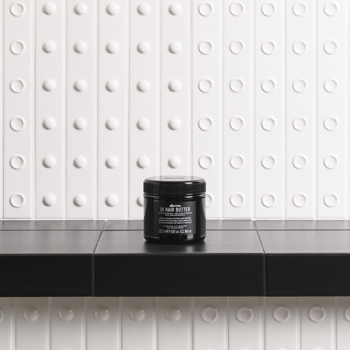 Davines OI Hair Butter - Burro capelli nutriente e anticrespo per morbidezza e lucentezza assolute.