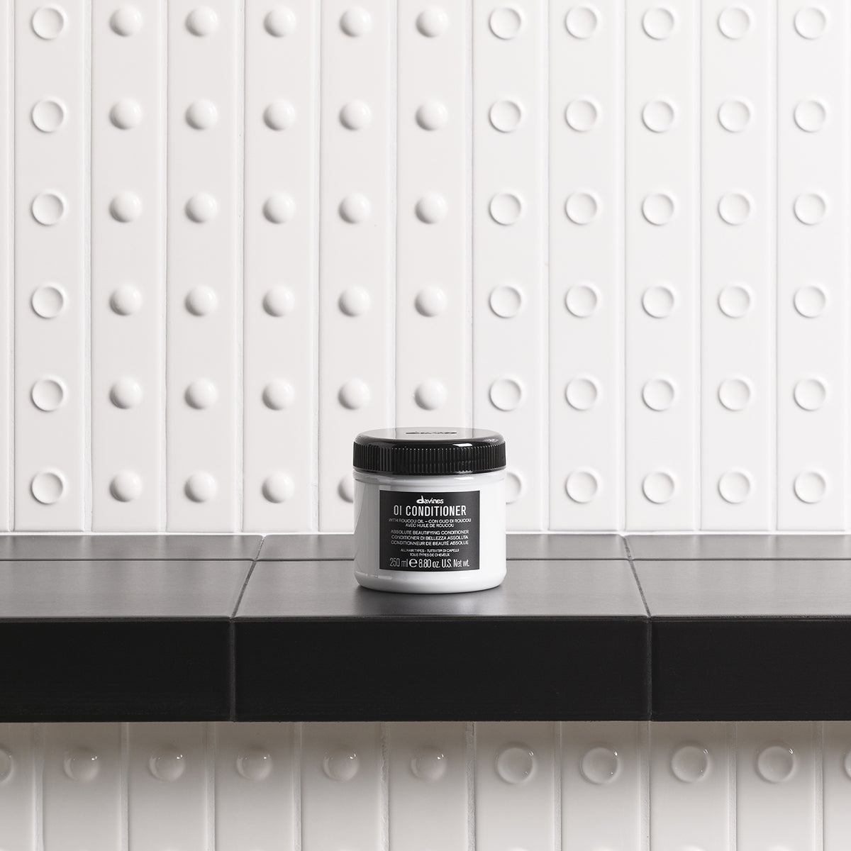 Davines OI Conditioner - Crema condizionante per capelli che dona morbidezza, idratazione e lucentezza