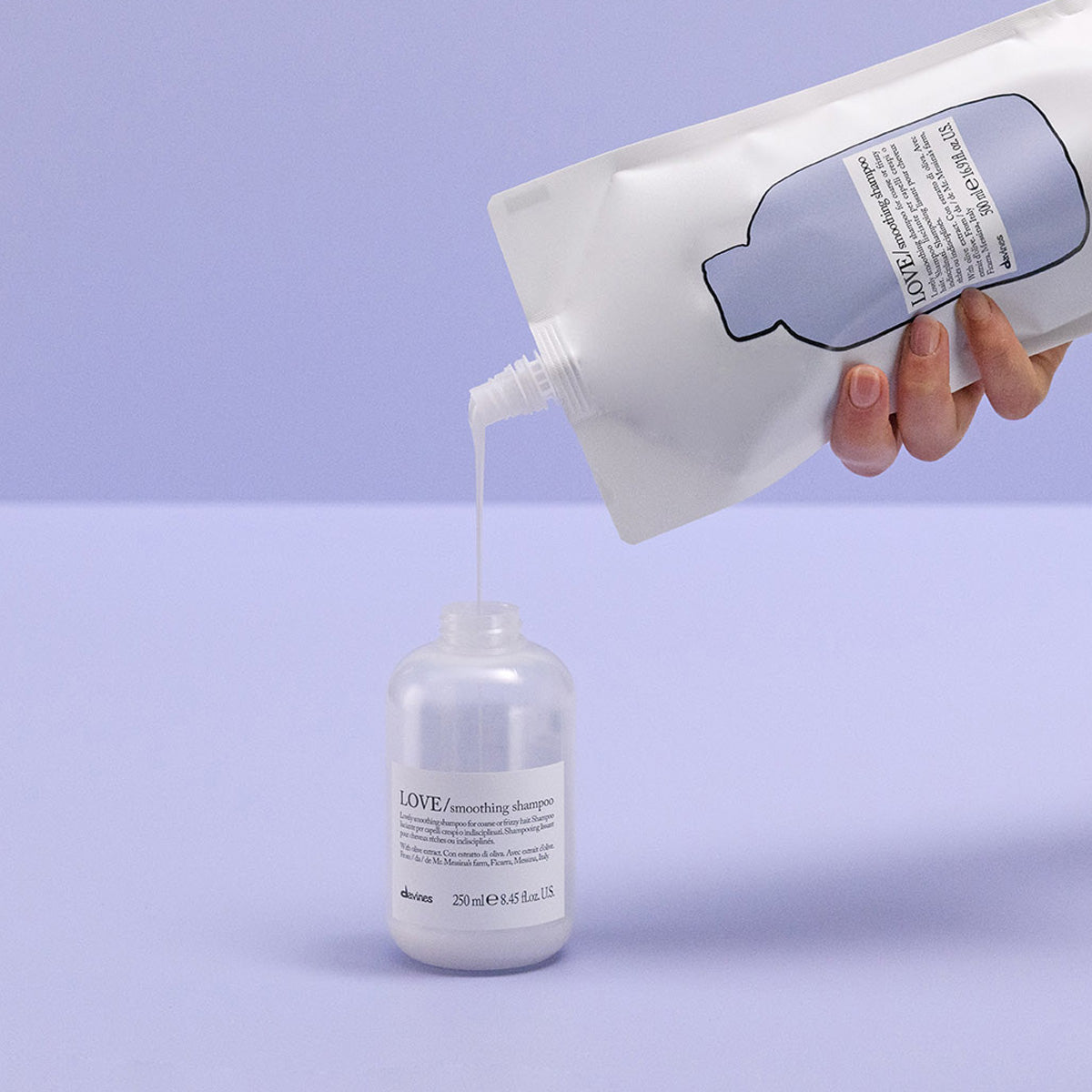 Translation missing: it.products.general.vendor: SET LOVE Smoothing  Shampoo Refill  Ricarica shampoo lisciante per capelli indisciplinante -100x.jpg?v=1757948200