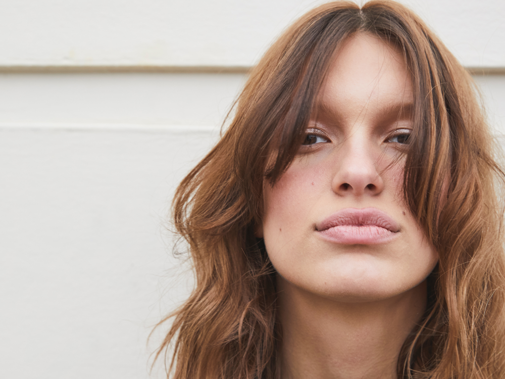 Come dare luce ai capelli castani?