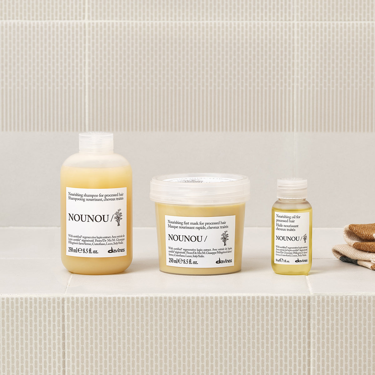 
Davines NOUNOU Mask - Maschera nutriente ad azione rapida per capelli trattati