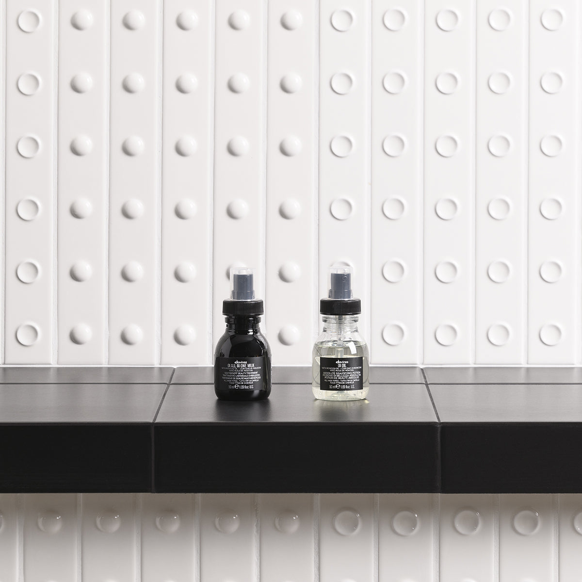 
Davines OI All In One Milk - Trattamento spray per capelli anticrespo, lucidante, con protezione dal calore